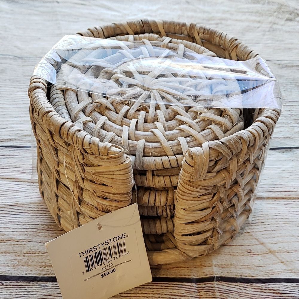 NWT Thirstystone Set of 6 Natural Rattan Round Coasters with Holder
